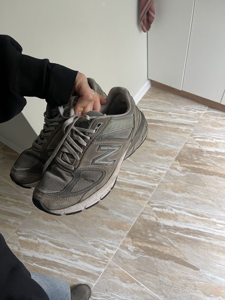 New balance 990v5