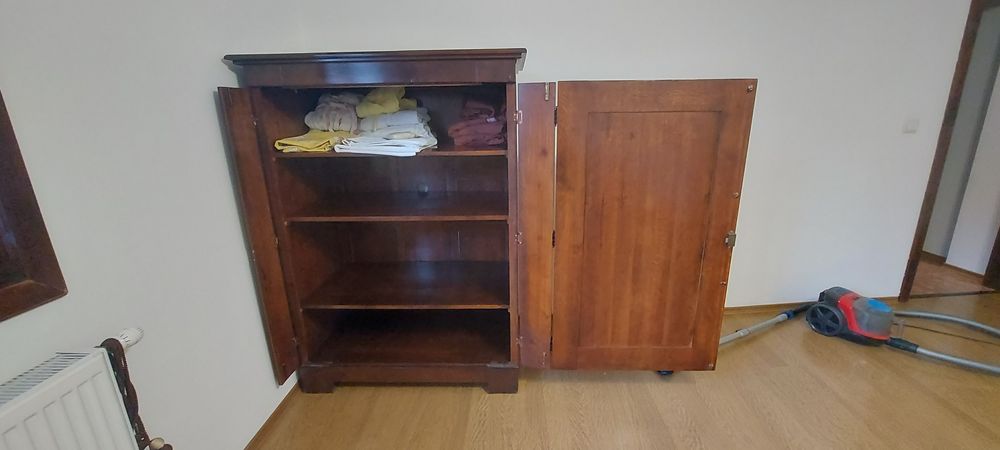 Ретро шкаф,, Хамефа.  ,,винтидж дъб