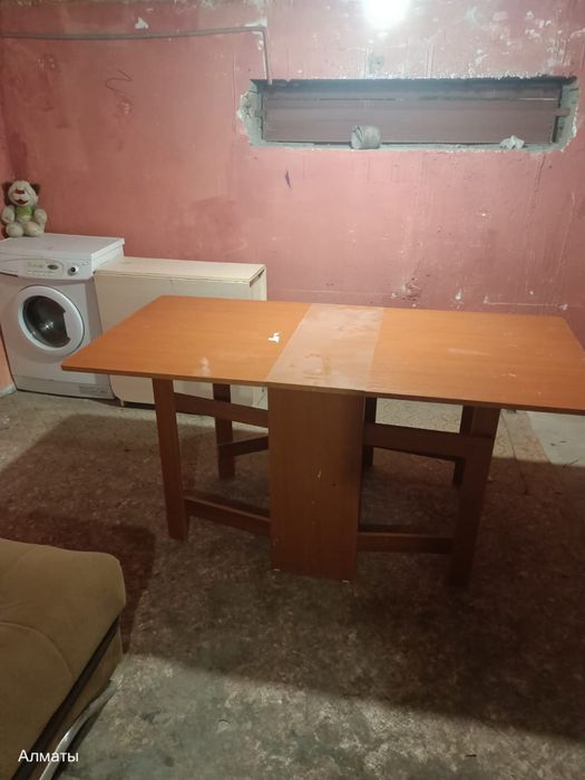 Стол раздвижной 5000 тг