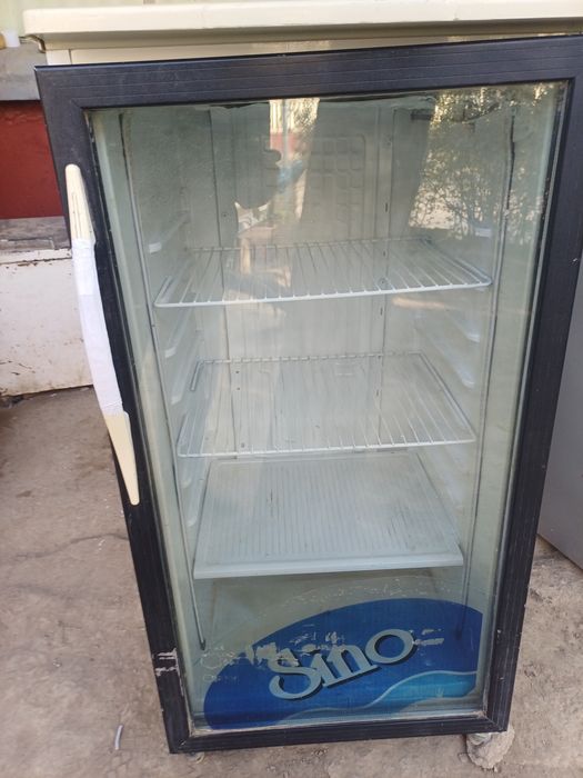 Ветрина стояший,,