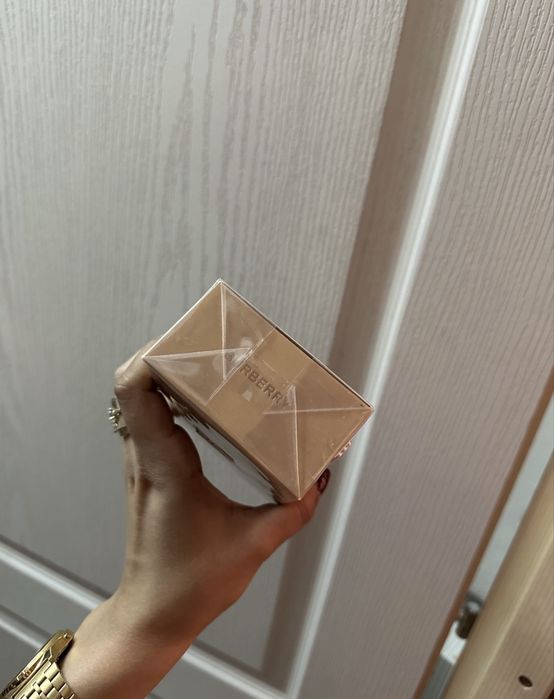 Burberry goddess edp intense