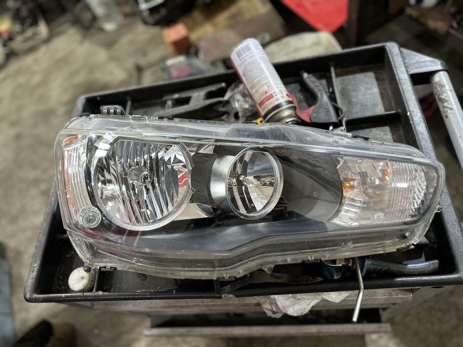 Фары mitsibishi lancer 10