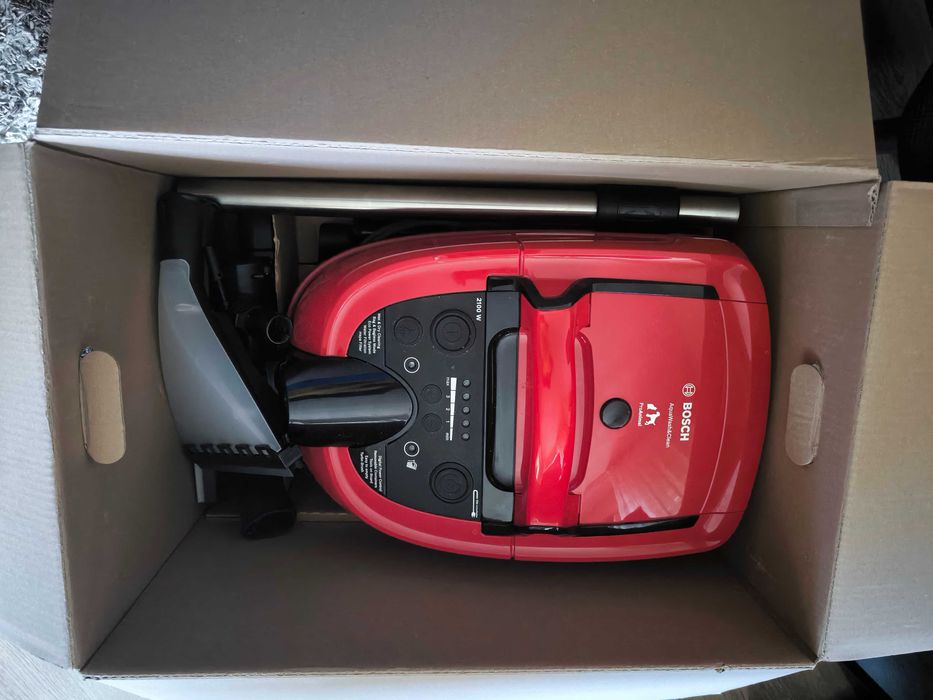 Aspirator BOSCH AquaWash&Clean