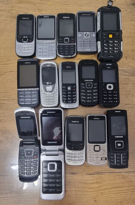 Телефони с копчета Nokia