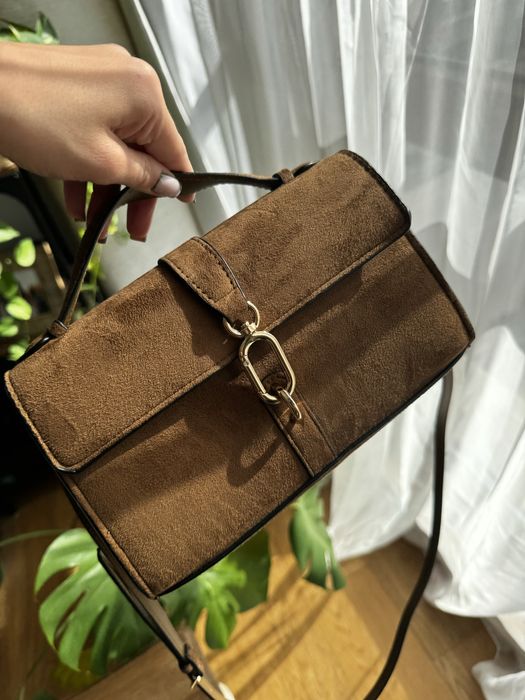 Чанта с къса и дълга дръжка