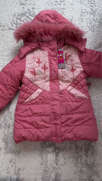 Детская новая куртка
