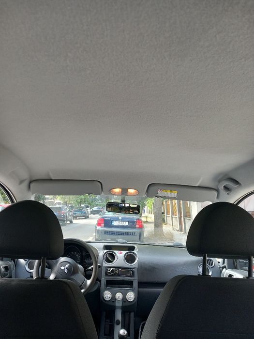 Mitsubishi colt  2008