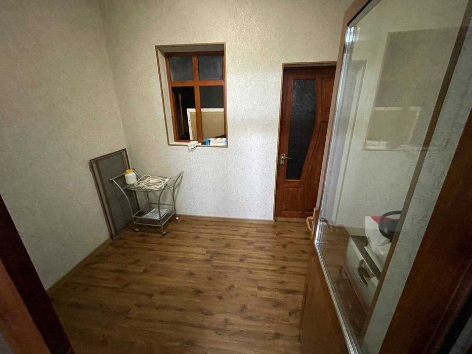Срочно сдается дом 5 комнат,2,5 сотки.Сзади Фуд сити.
