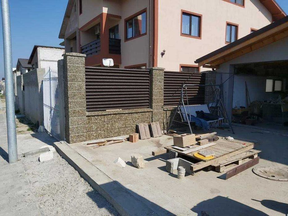 Garduri si porti din panou stil jaluzea de diferite modele la comanda