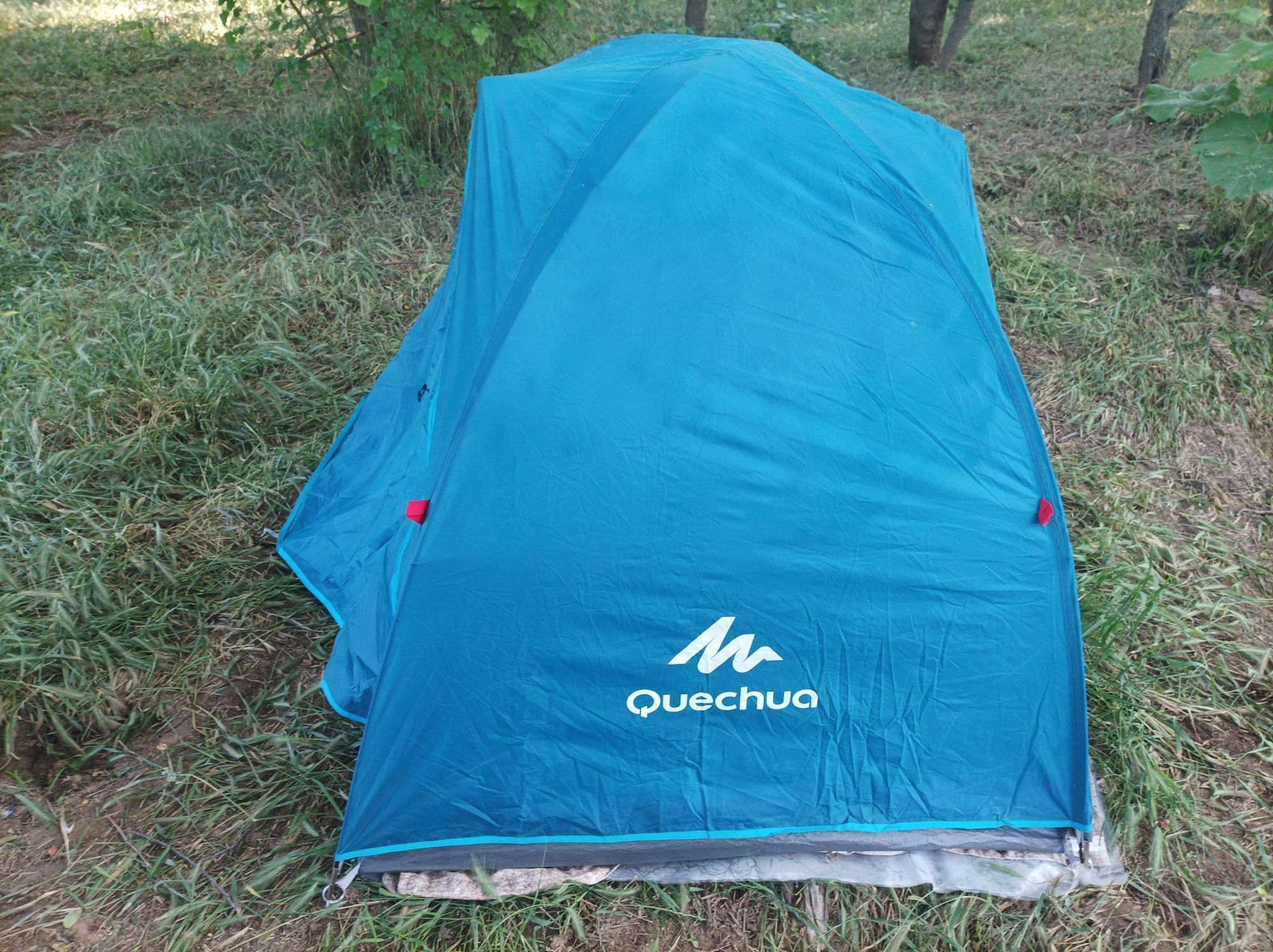 Палатка двеместна QUECHUA Arpenaz 2 Plus Tent