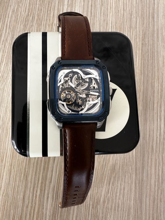 Vand Ceas Fossil BQ2571 - automatic cu cadran cu mecanism vizibil