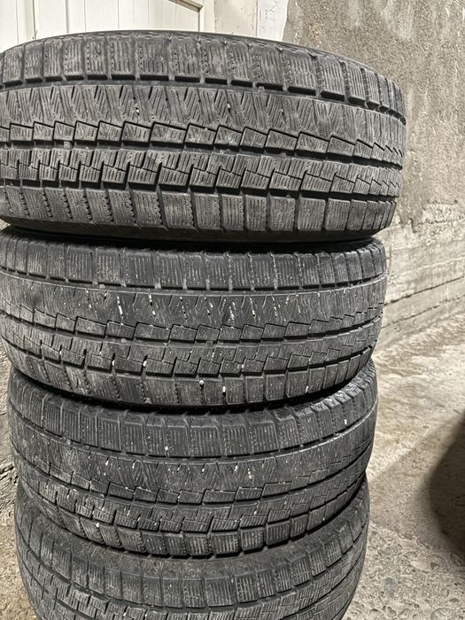 Авто шина размер 225/55/18