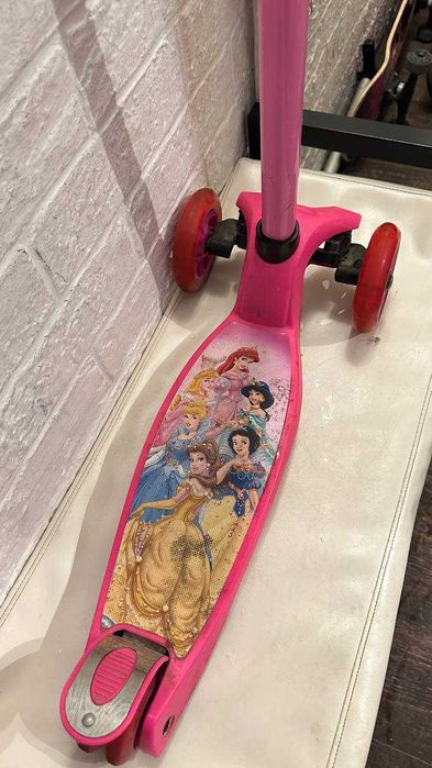 самокат   в отличном состоянии