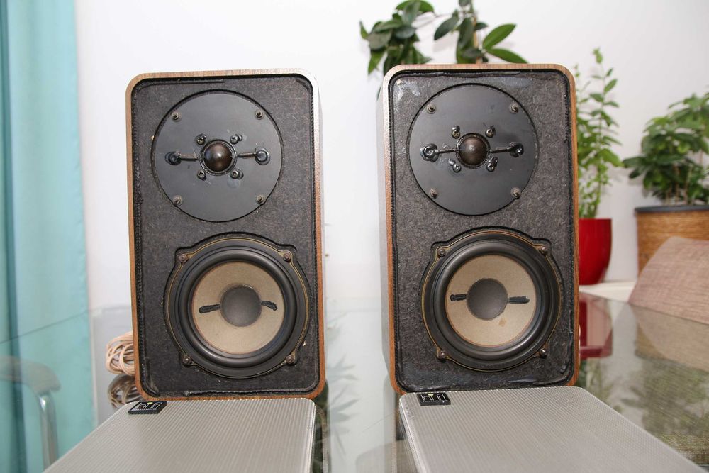 Grundig HiFi-Box 306 Compact bookshelf