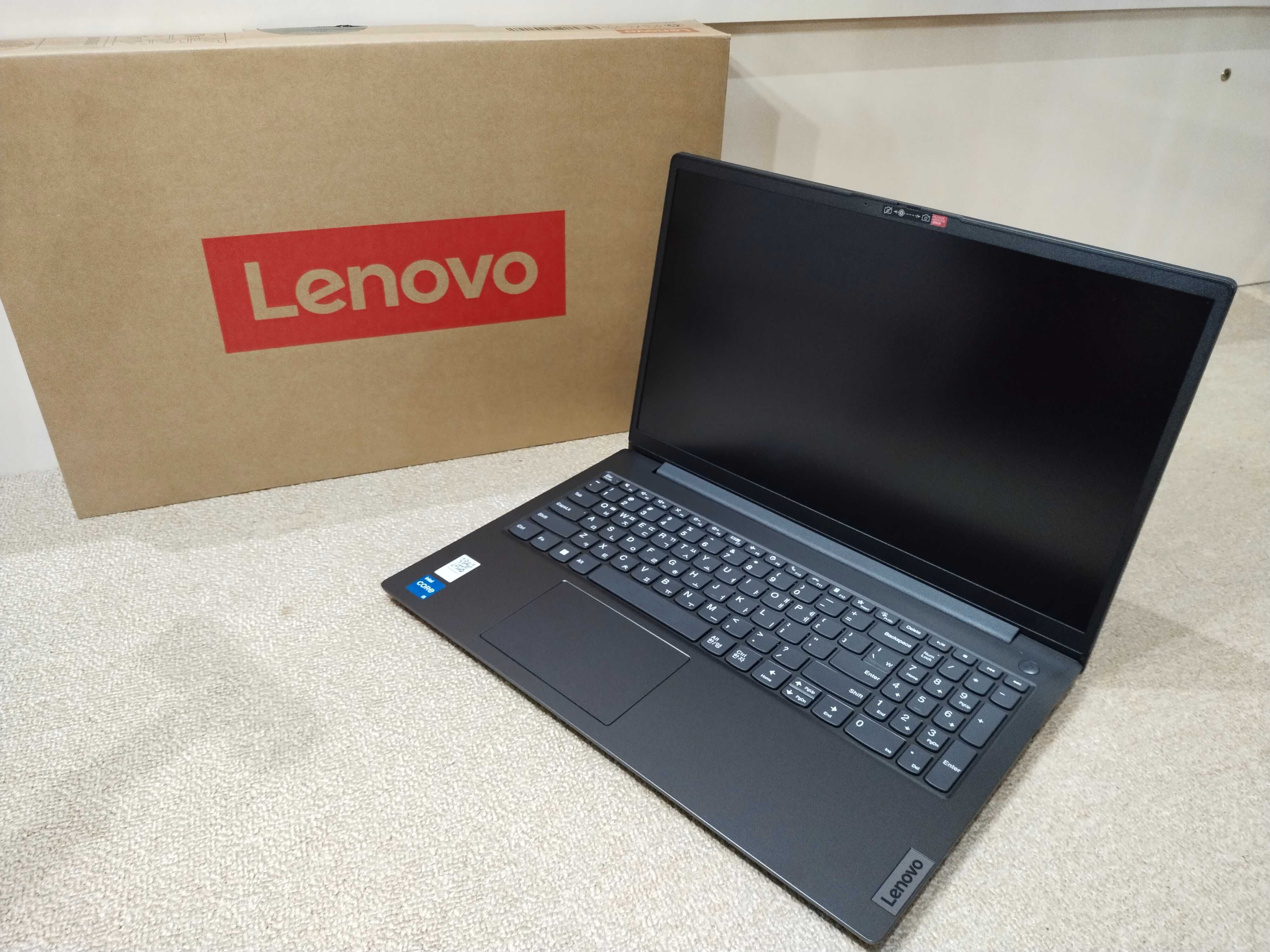 Noutbuk Core i5-13420H/8GB/256GB/UHD Graphics 2GB/15.6"