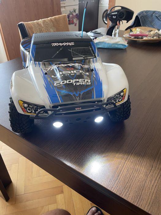 Traxxas slash 2wd