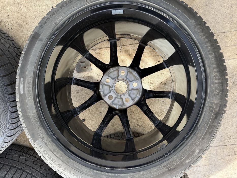 Джанти с гуми тесла модел3