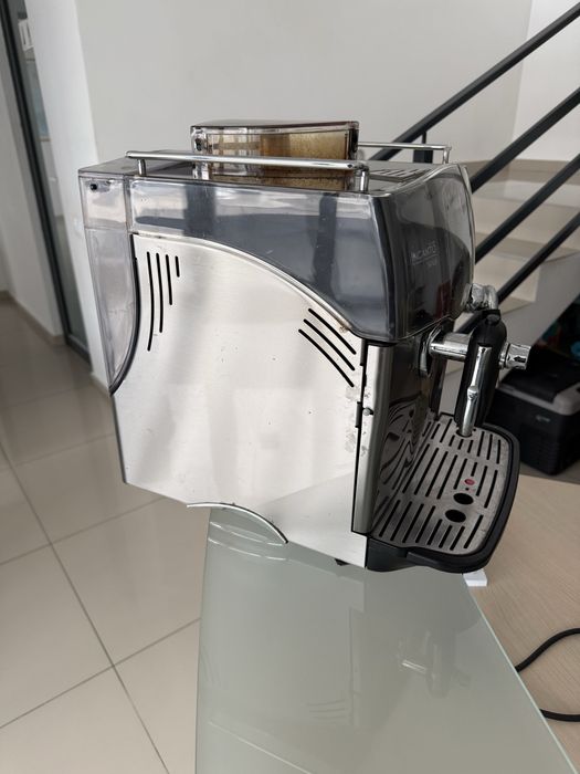 Aparat de cafea Saeco Incanto