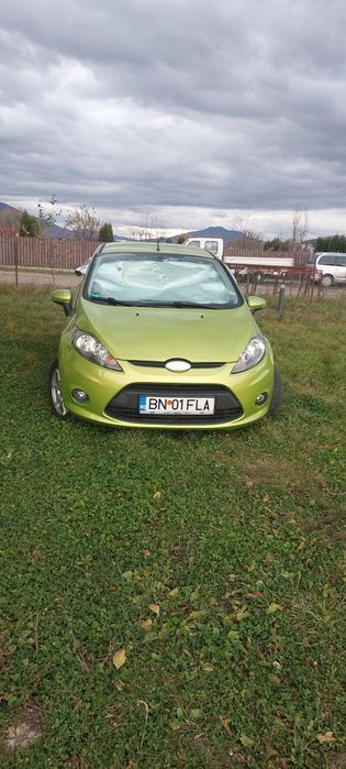 Vând Ford fiesta 2009-diesel