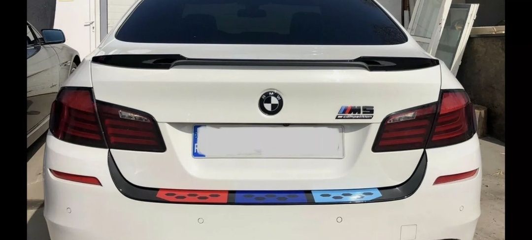 Eleron codita lip portbagaj BMW Seria 5 F10 model M4