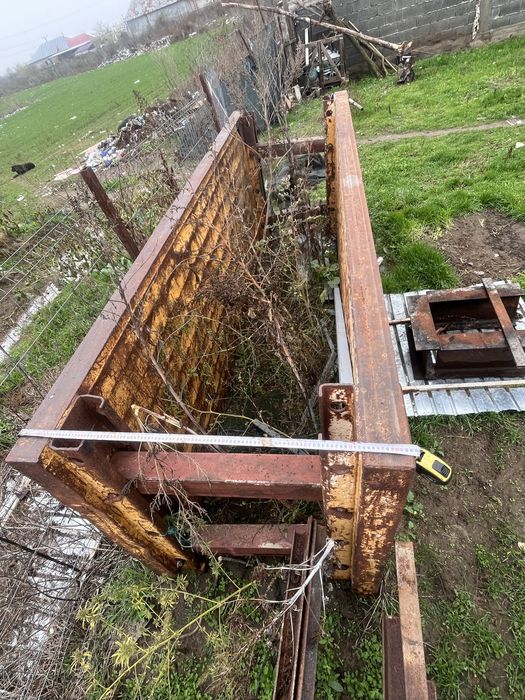 Vand sprijin pentru mall pentru execuție săpături
