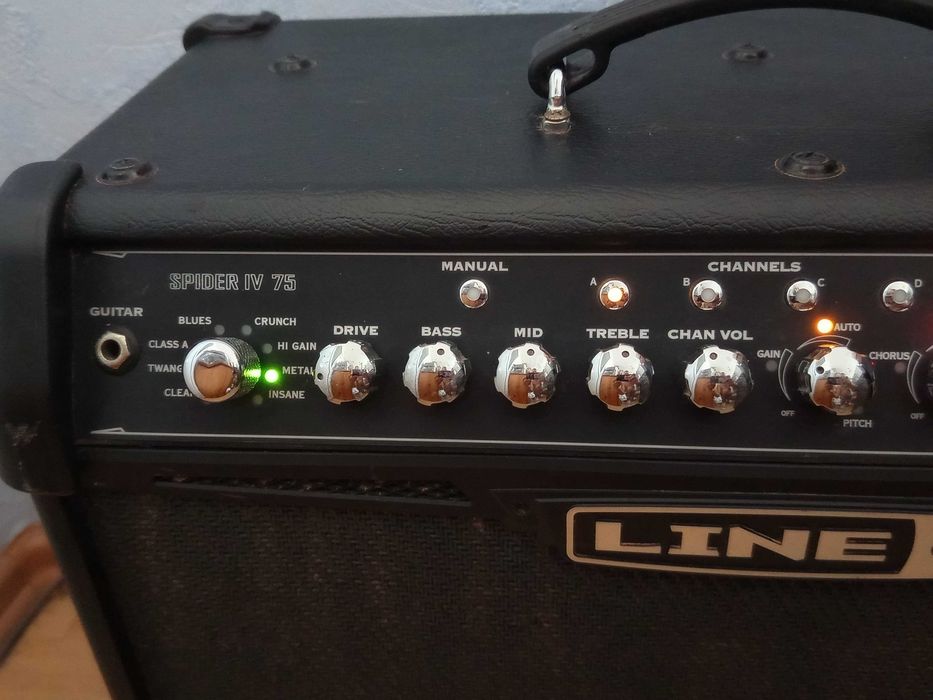 Китарно кубе Line 6 Spider IV 75