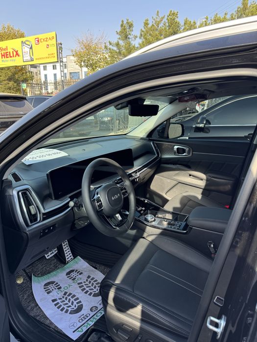 Kia sorento sotiladi 2024 yil kirasksi toza holati idyal murojat uchun