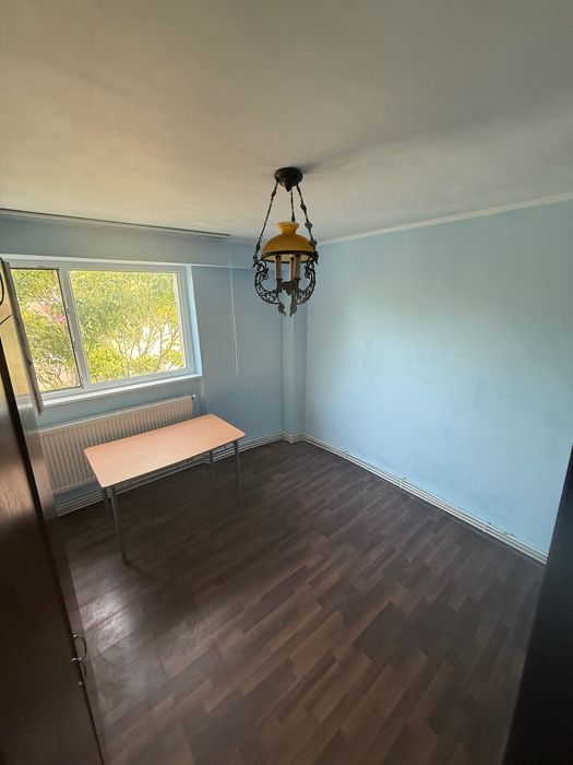 Vand apartament decomandat - 2 camere Micro 39b Galati - 57000