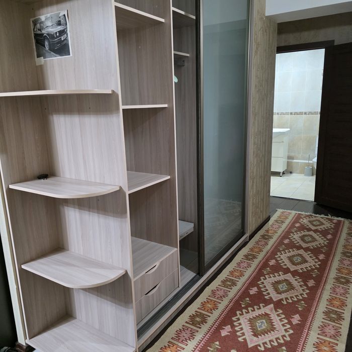 Сдам 2 х комн центр Зигзаг