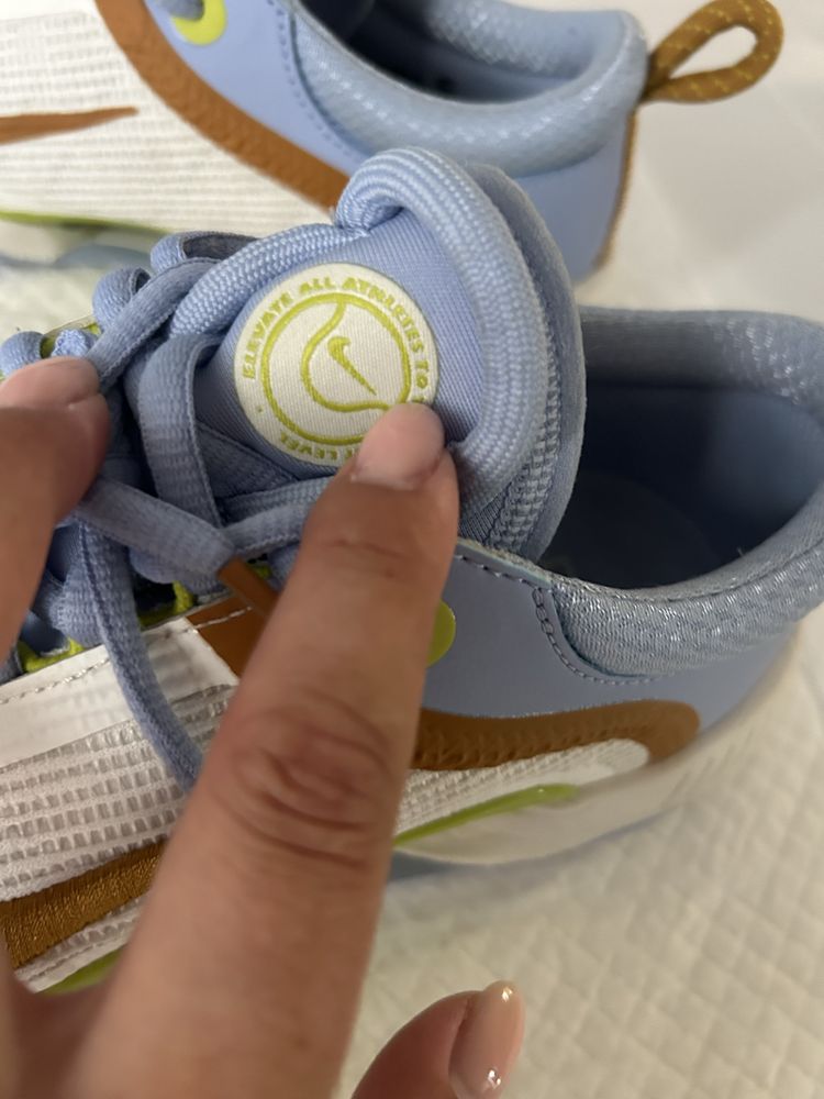Маратонки Nike air court zoom
