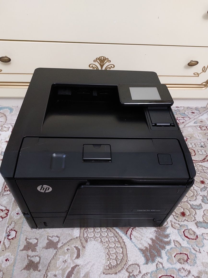 HP LaserJet Pro 400 (M401dn)
принтер