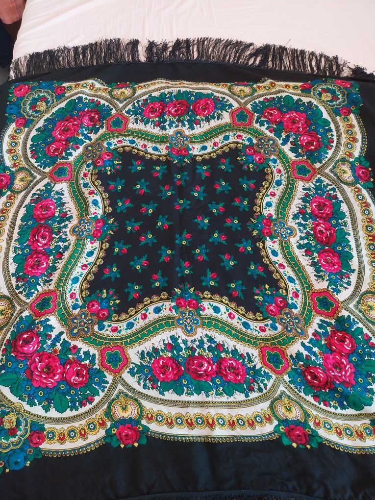 Руски шал 120 см.