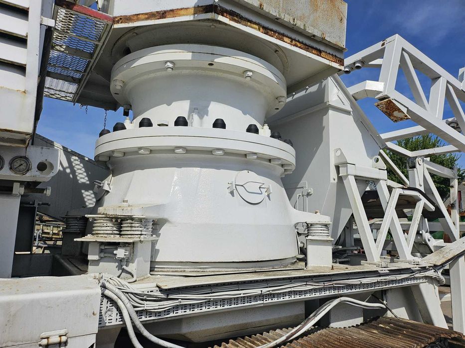 Kонусен дробилен Nordberg Metso – 39 тона, дизел / електрически