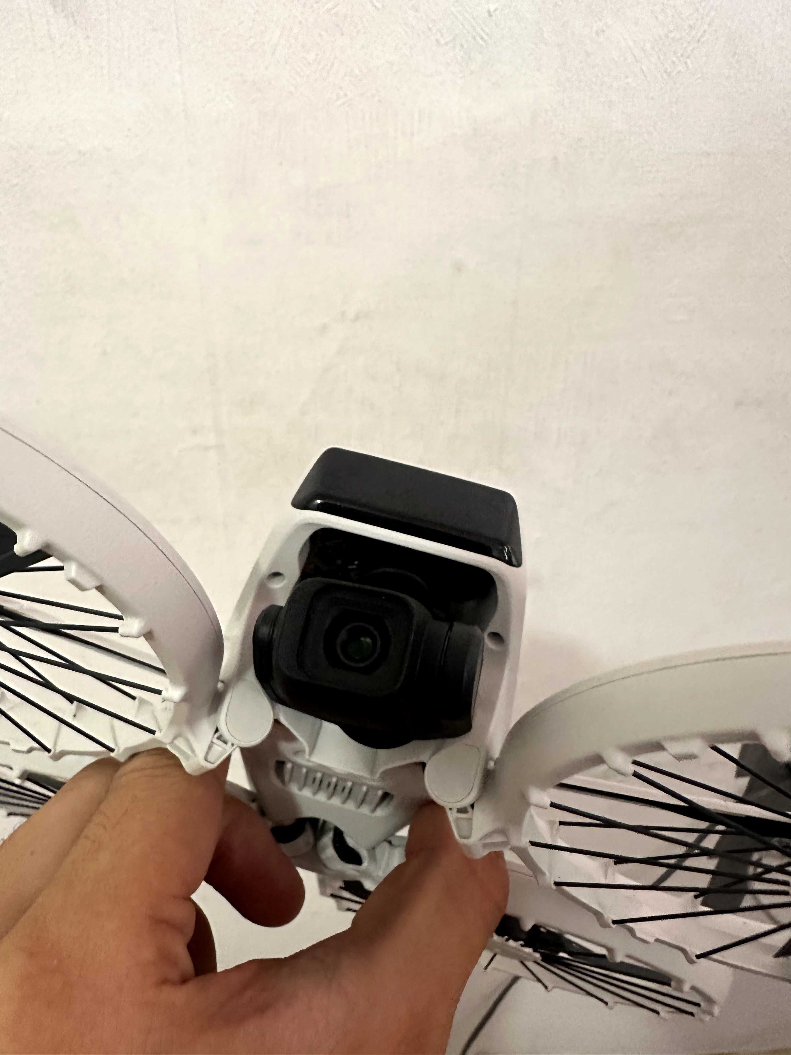 DJI Flip Fly More Combo  с (2 Г. гаранция)