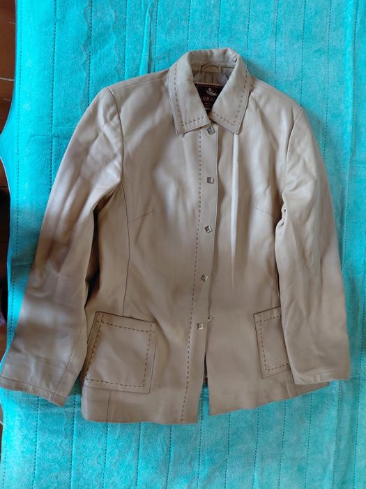 Женский пиджак  кожанный