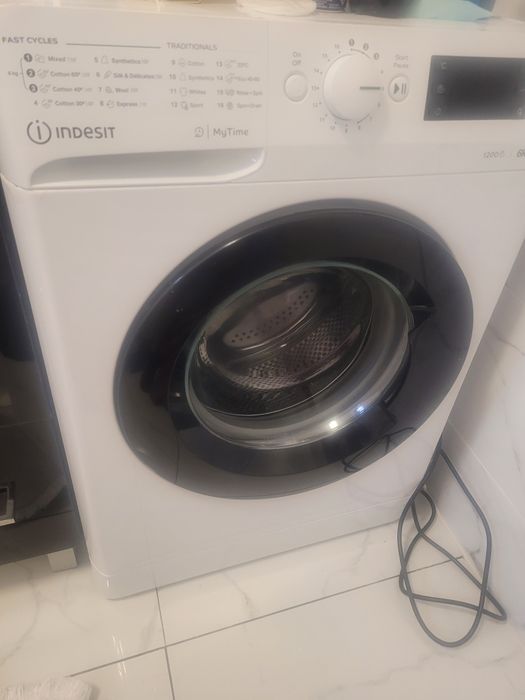 Masina de spalat indesit