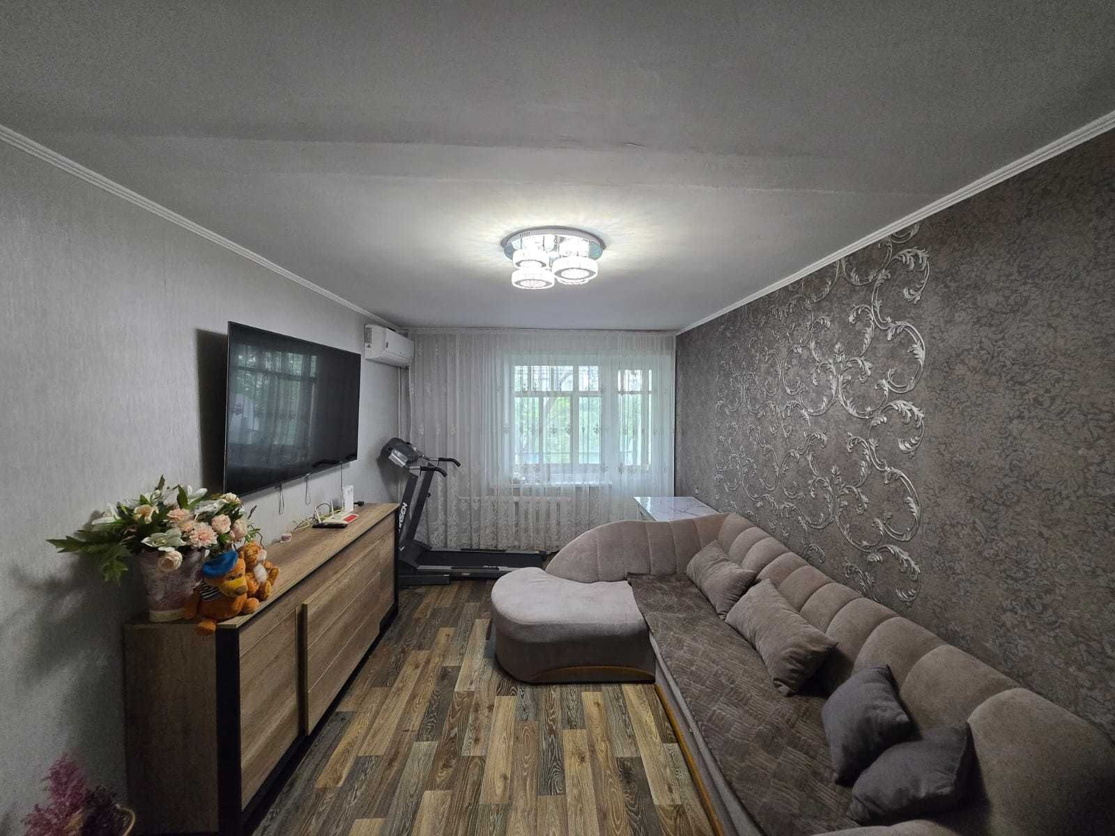 Продам 2-шку в 8 мкр