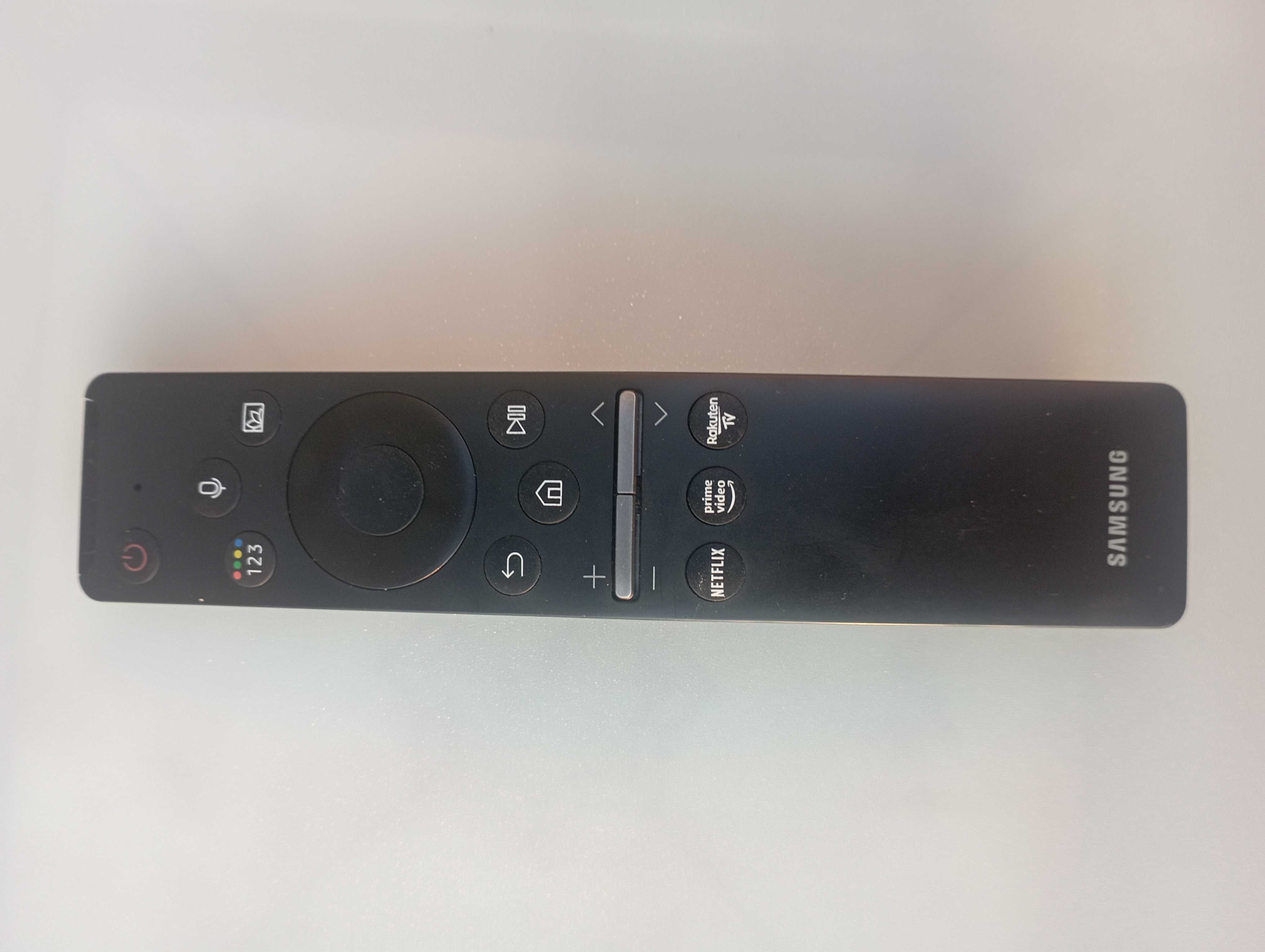 Vand ce se vede in poze pentru TV model Samsung Model UE50TU8072UXXH