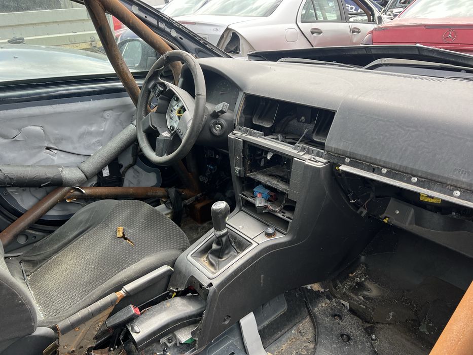 Opel Vectra C 2.2 , Опел Вектра Ц 2.2 бензин На Части !!!