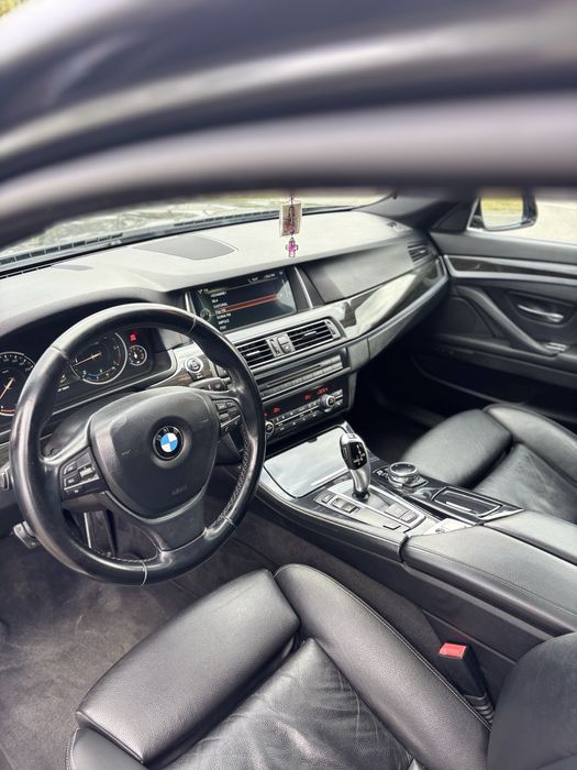 Vand Bmw seria5 F10 automat