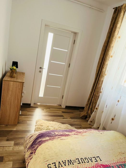 Două camere de închiriat zona centra incepand 01 ianuarie !