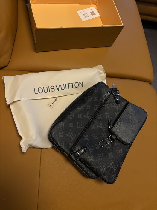 Louis Vuitton Trio Messenger Bag