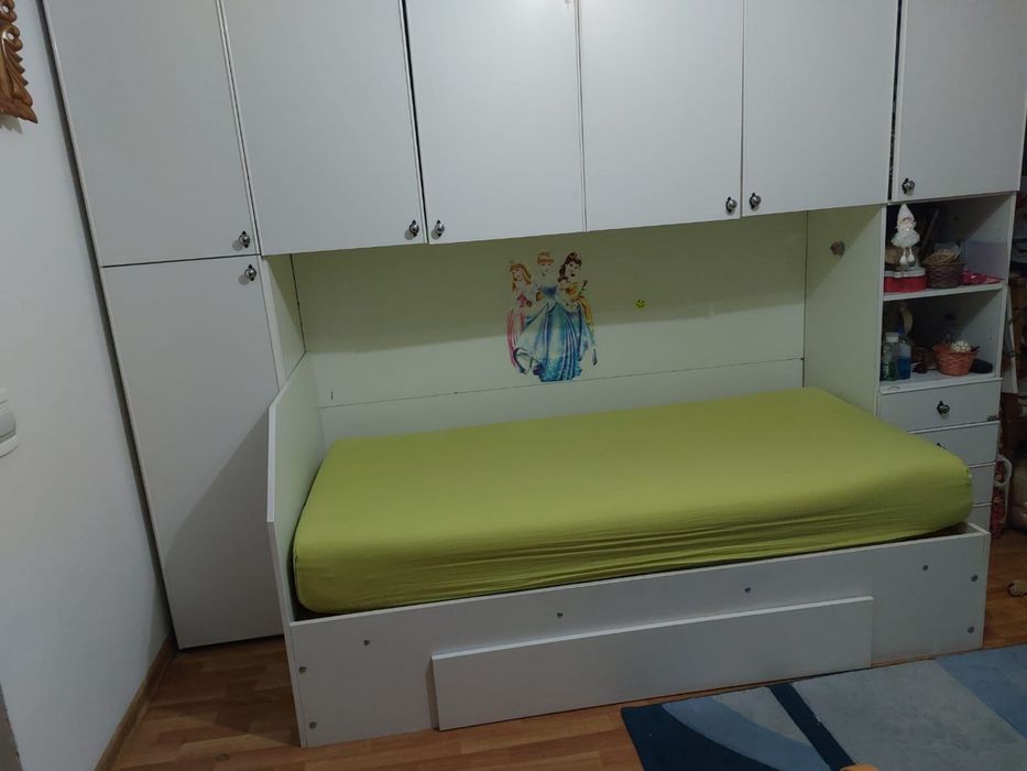 De Vanzare pe bucata sau toate impreuna!