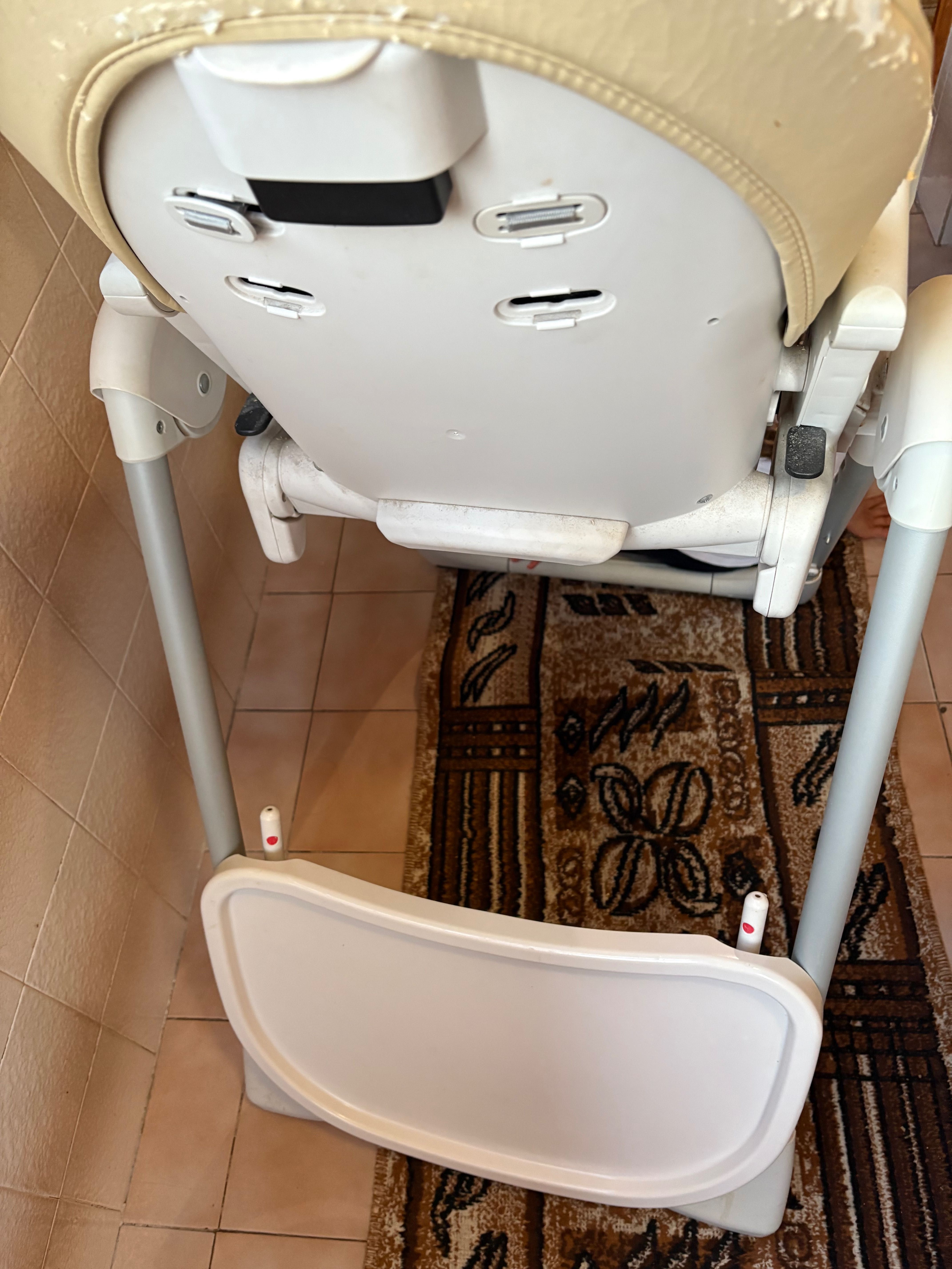 Бебешки стол за хранене Peg Perego Prima Pappa3