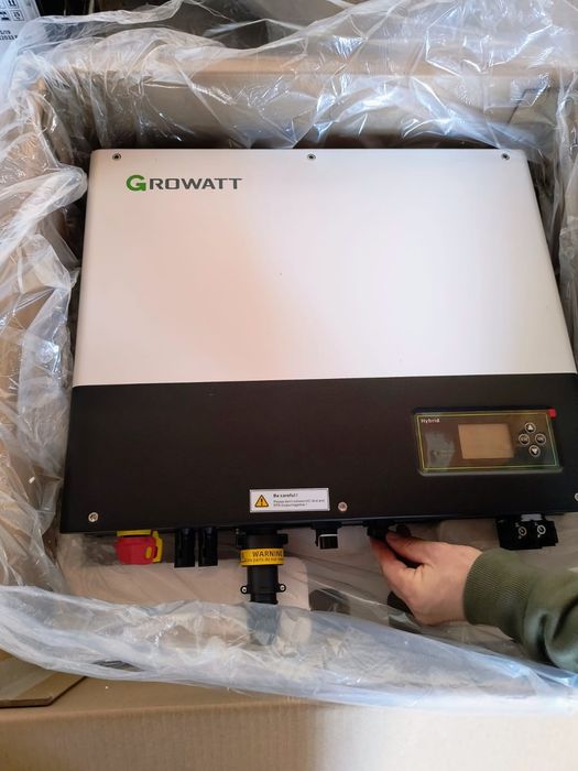 Invertor growatt SPH 6000 TL BL-UP cu baterie growatt 5kw