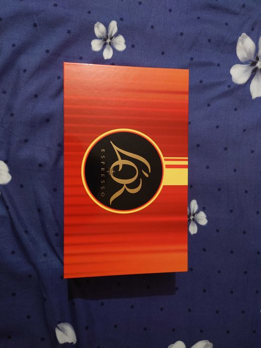 Подаръчен комплект L'or (кафе капсули + 2 чаши)