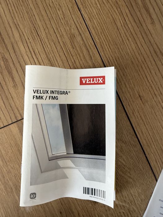 Velux integra FKM/FMG 85x85 засенчваща шора