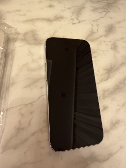 Prodava se Iphone 14 pro 128 gb