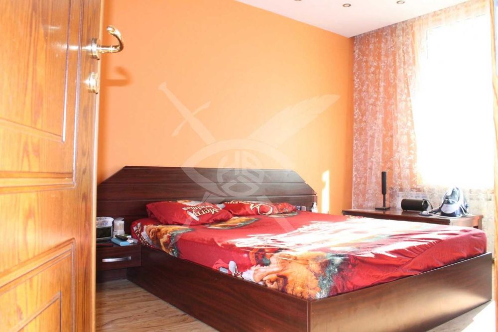 Продава се Тристаен апартамент в София, Люлин 8 - 93 кв.м за 3119 €/кв.м - Снимка #4