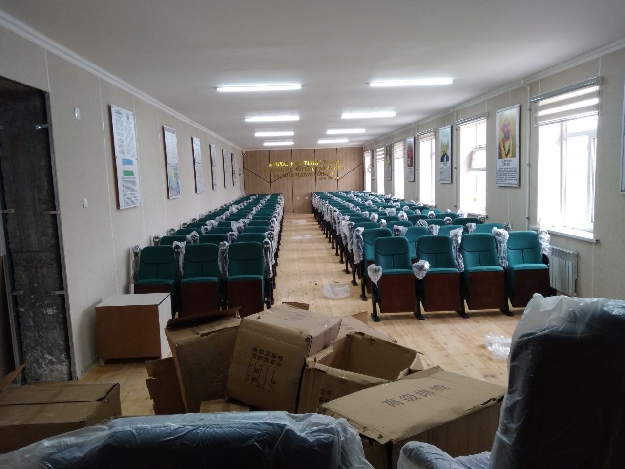 Кресло театральный любая стиля дизайна оптовая цена Kreslo teatralniy